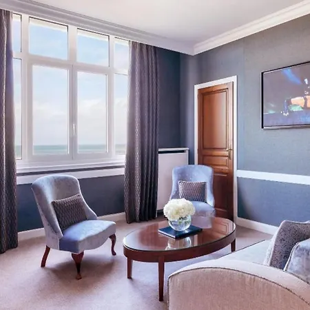 Ξενοδοχείο Barriere Le Royal 5*