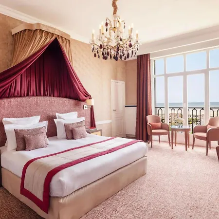 Hotel Barrière Le Royal