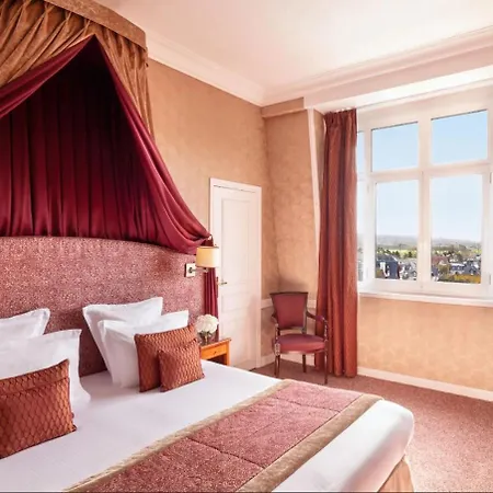Hotel Barriere Le Royal 5*