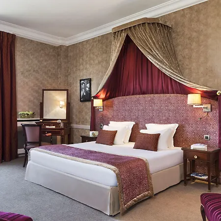 Barriere Le Royal 5*