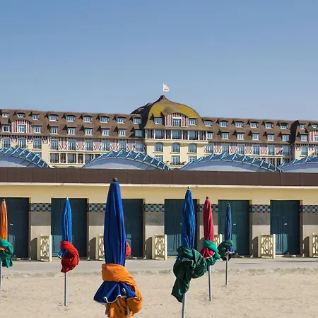 オテル バリエール ル ロイヤル